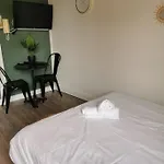 Dans L'hyper Centre * Бордо