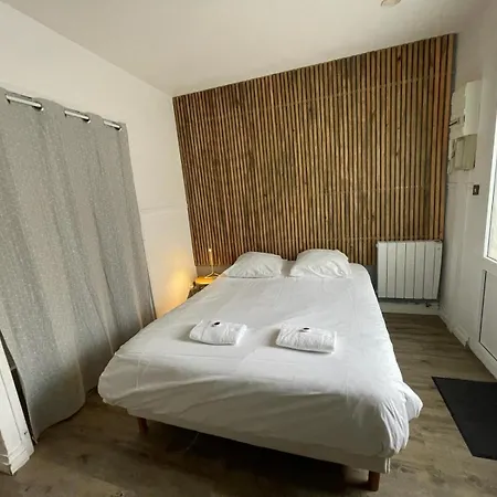 Dans L'hyper Centre Бордо