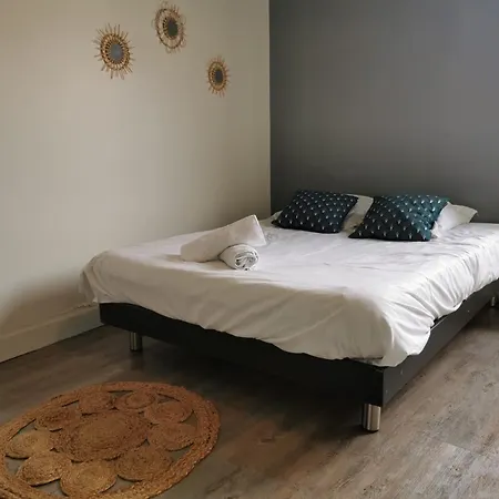 Dans L'hyper Centre Apartment