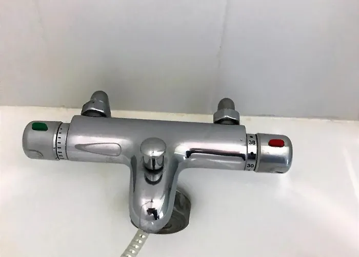 Dans L'hyper Centre * Μπορντό