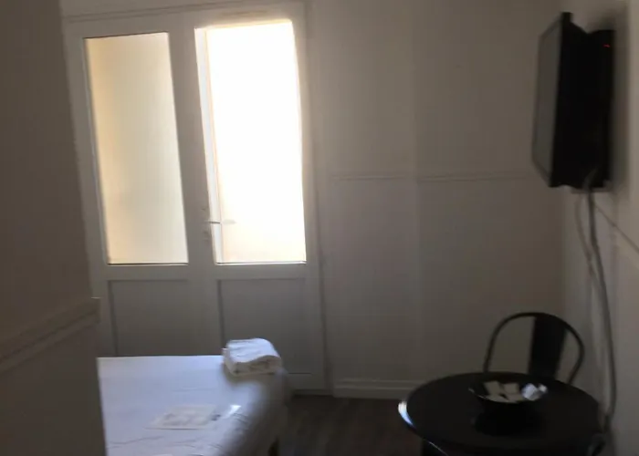 Dans L'hyper Centre Appartement